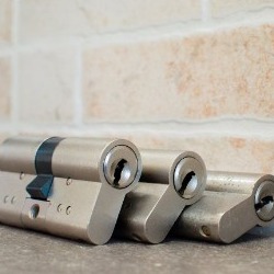 Cylinders Sash and Deadlocks - Guides & Tips